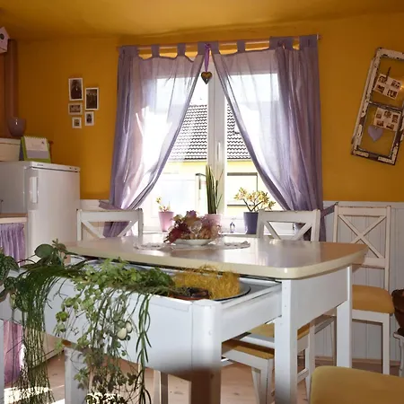 Apartament Mit Garten In Damgarten, Cleaning Included