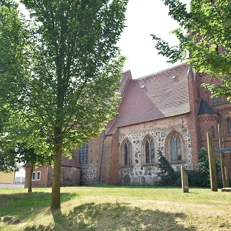 Mit Garten In Damgarten, Cleaning Included Apartament *
